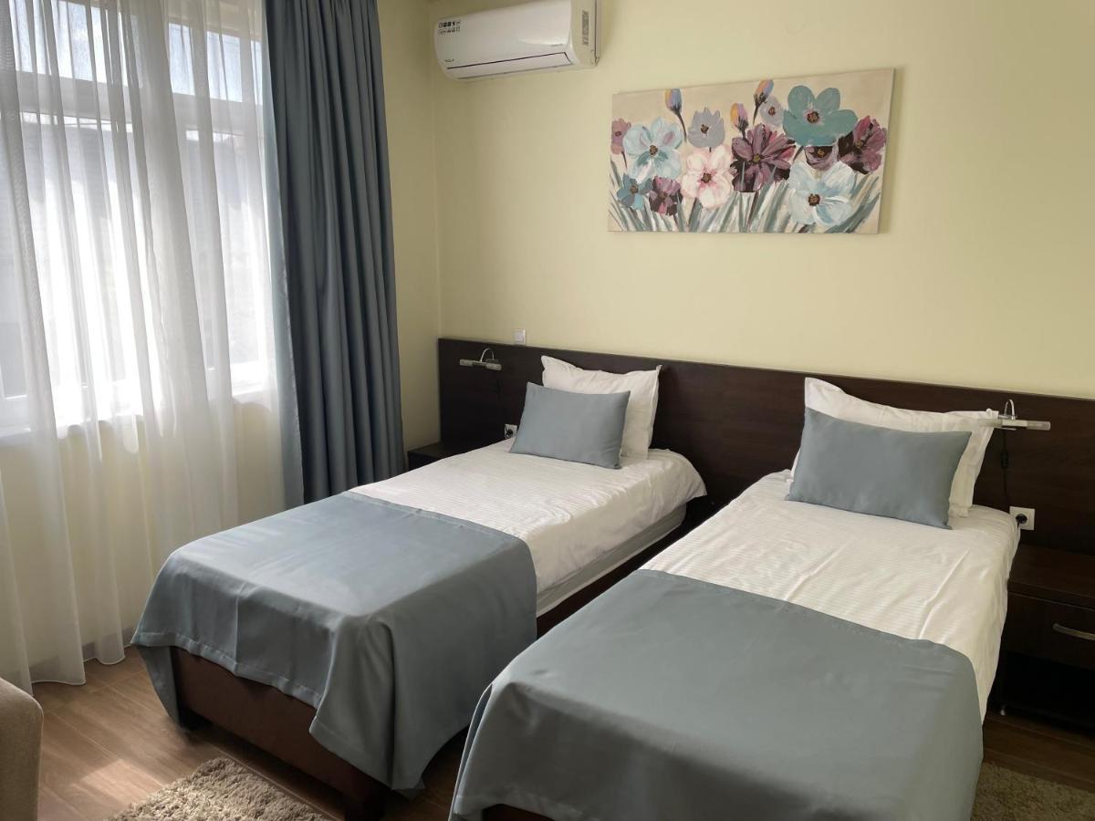 Santa Villa & Restaurant Sremska Mitrovica Ngoại thất bức ảnh