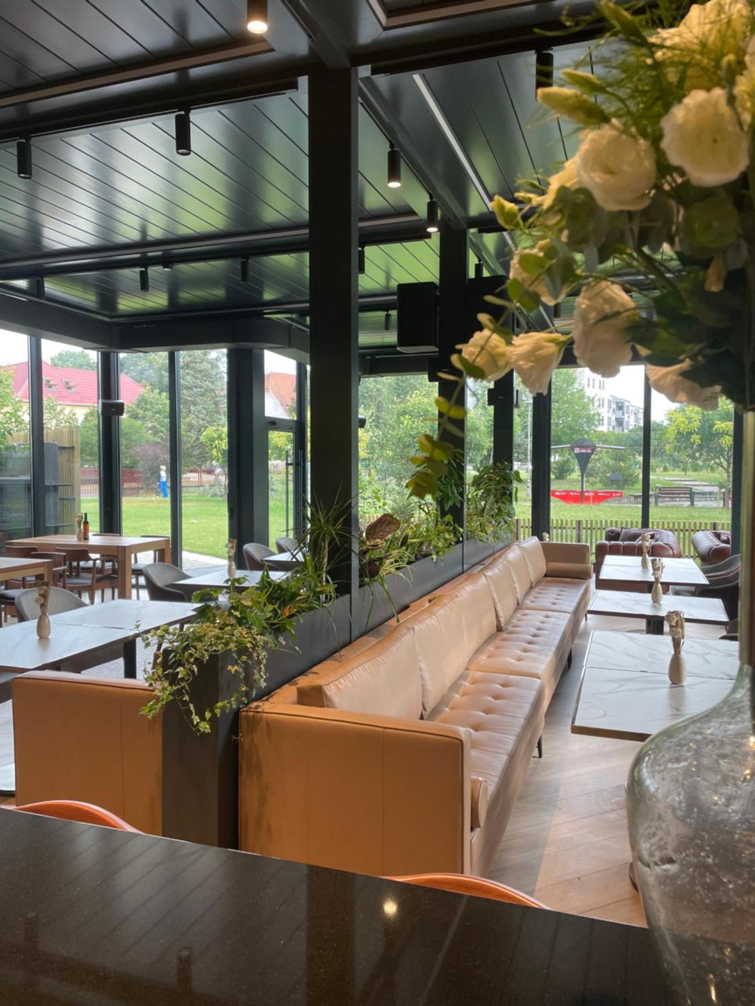 Santa Villa & Restaurant Sremska Mitrovica Ngoại thất bức ảnh