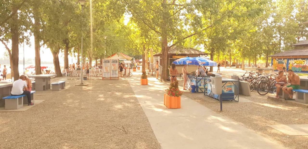 Santa Villa & Restaurant Sremska Mitrovica Ngoại thất bức ảnh